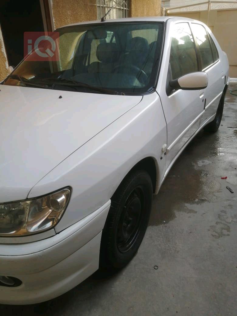 بیجۆ 306